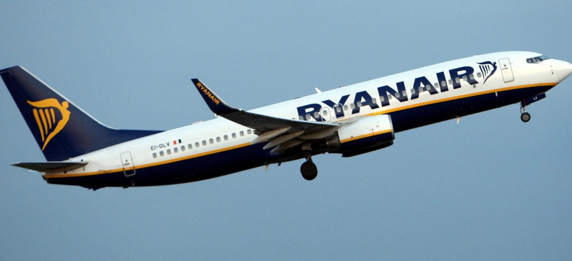 RYAN AIR recibe aprobación por parte de la Aviación civil Europea, para operar su flota de Boeing 737/800, con un solo piloto, y recibe la Certificación de “Single pilot operation”