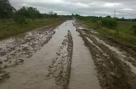 Municipalidad de Puan: Buscan a responsables de romper los caminos rurales despues de la lluvia del día 28 de noviembre