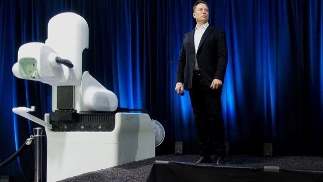 Elon Musk Anuncia Revolucionaria Máquina del Tiempo