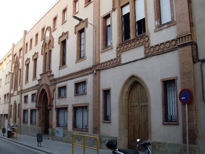 Encuentran restos de 32 niños en un colegio de Sabadell