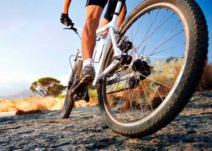 Estudios científicos confirman que los que salen a pedalear temprano son wecos