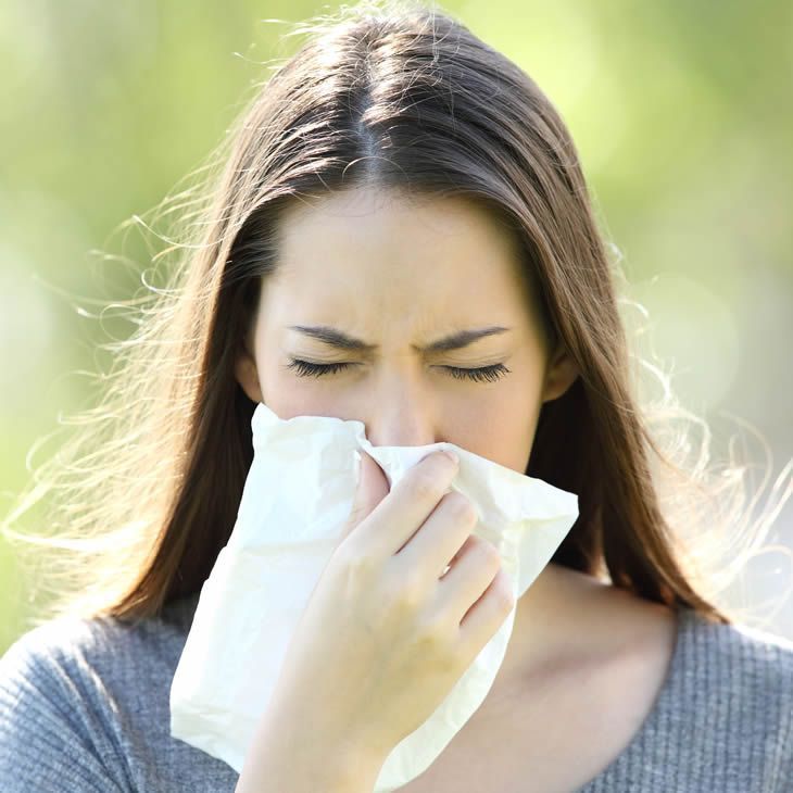 Chupar el pene de tu novio cura la gripe y la garganta
