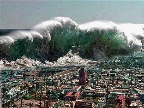 Tsunami arrasó las costas de Bolivia