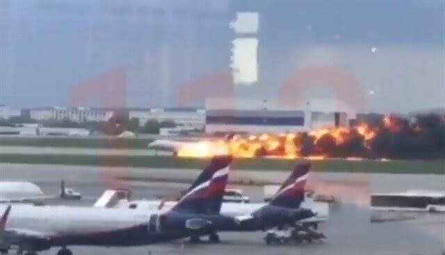 Se desploma avión de Aeroméxico tras despegar en el AIFA