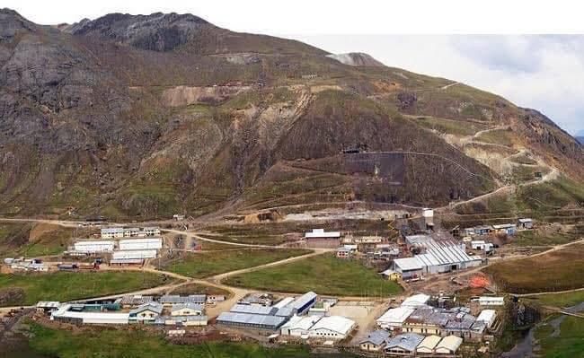 Terror en minera de Caylloma en Perú.