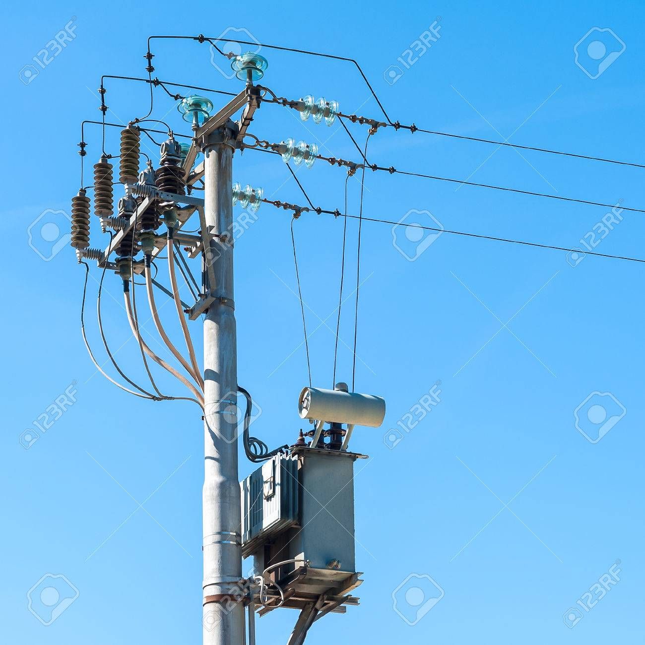 Servicio de energía eléctrica suspendida cima 3 y San patricio