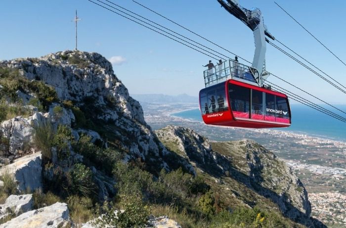 El Ayuntamiento de Dénia y la Generalitat Valenciana proyectan la construcción de un teleférico para subir al Montgó.