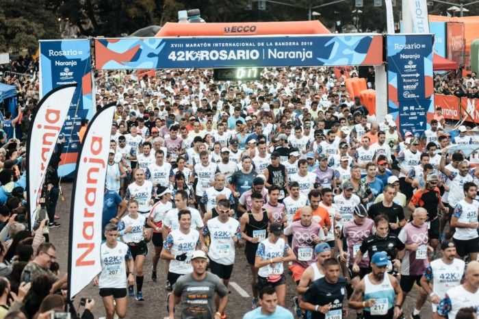 Se corrió la maratón anual Asics 42K en Rosario