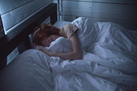 Diferencia entre dormir y momir
