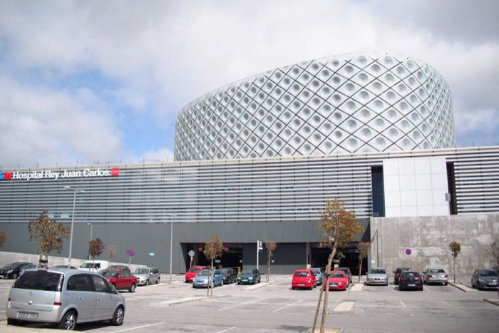 Brote en el bingo causado por cinco sanitarios de la UCI del Hospital Rey Juan Carlos de Móstoles