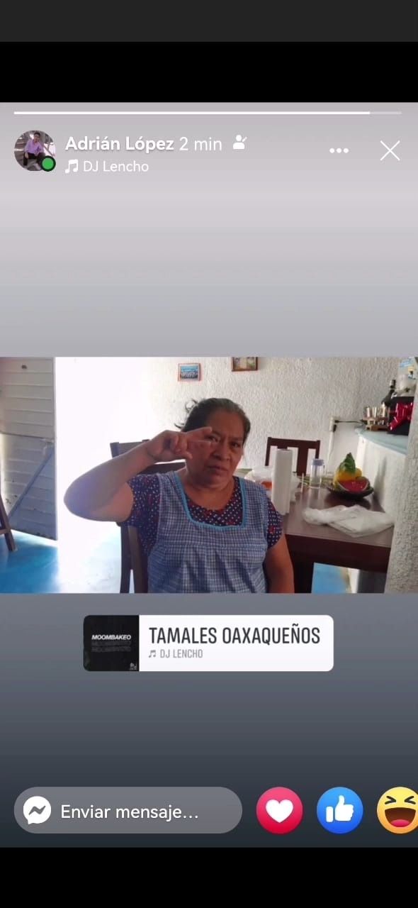 Una señora se viraliza vendiendo tamales por Facebook