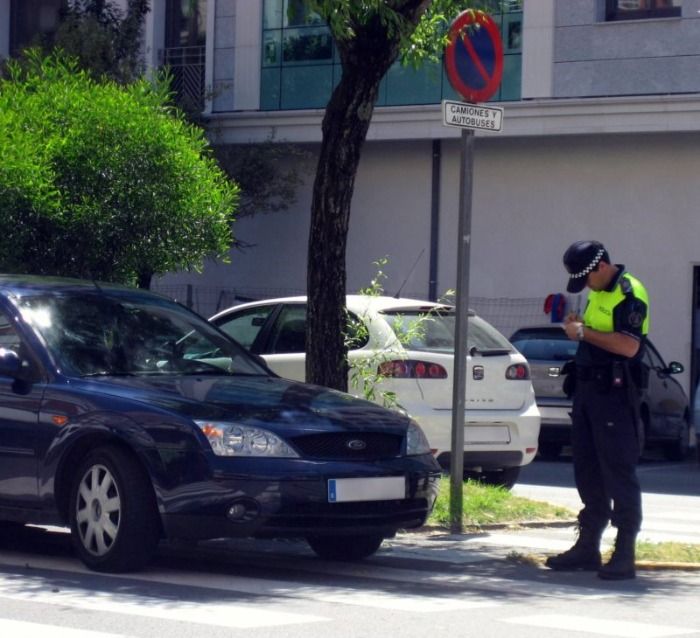 La Policía Local de Mula (Murcia) aumenta la redacción de boletines de denuncia al aproximarse el cobro de la extra por parte de los Agentes.