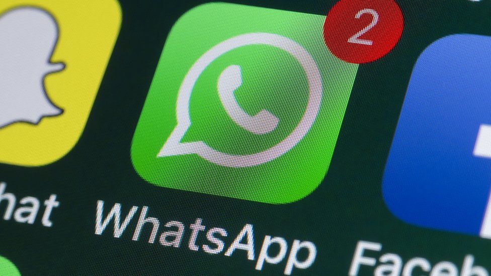 WhatsApp vuelve a funcionar pero con fallos graves