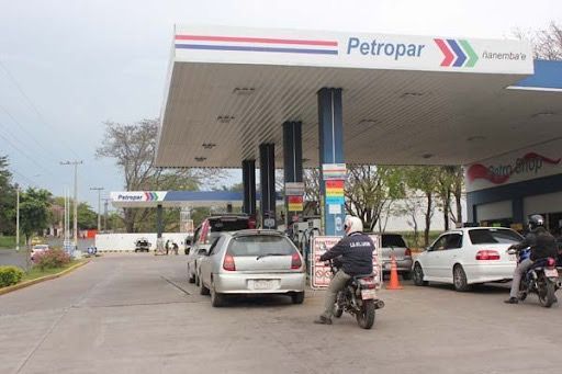 -1.000 Gs. Petropar baja sus precios de combustibles desde mañana y más privados también se suman