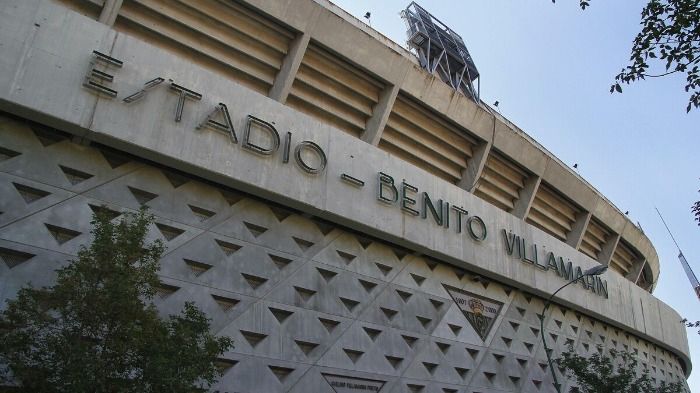 El estadio del Real Betis será demolido para edificar un monumento en homenaje a Monchi