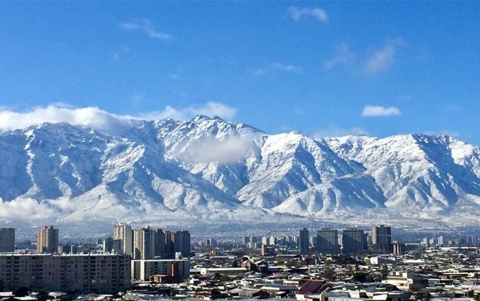 Metereólogos confirman nevada en la Región Metropolitana