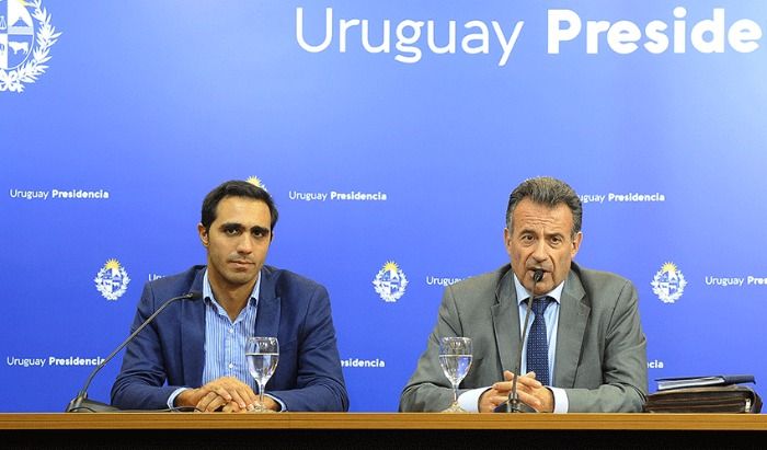 INGRESO LIMITADO EN URUGUAY: El país vecino solo permite el ingreso con esquema completo de vacunación de 1 mes o más.