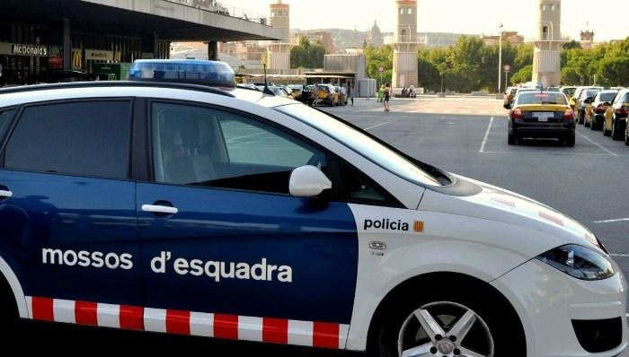 Un joven agrede sexualmente y roba a una anciana en Lleida