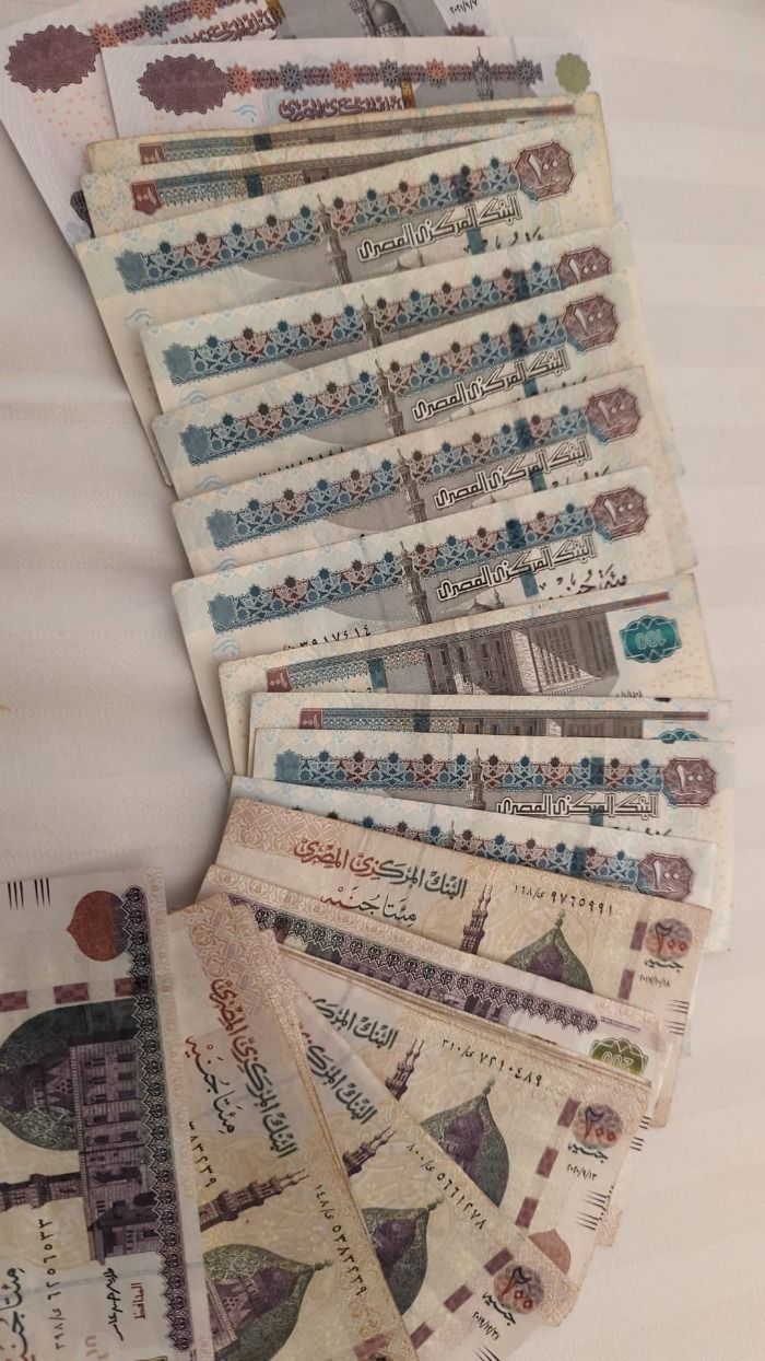 CRISIS: Se devalúa su moneda y quiebran los qataríes