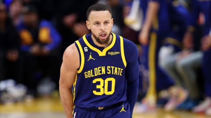 Stephen Curry, la gran bomba en la NBA: ficha por los Bulls para 2025