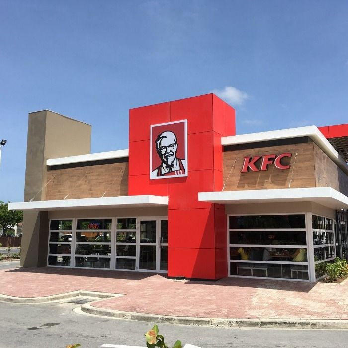 CHICOS CAPTADOS TENIENDO SEXO EN KFC DE SANTO DOMINGO