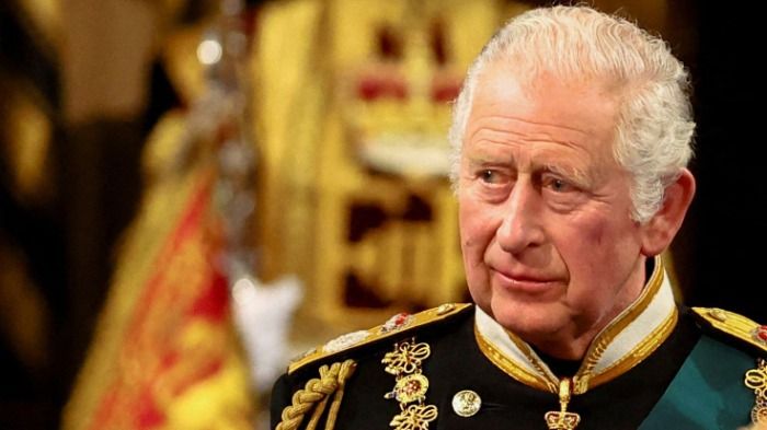 Fallece el rey Carlos III a los 74 años