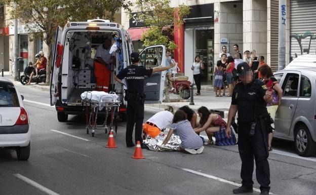 Accidente en Valencia provoca la colisión entre un autobús y un peatón
