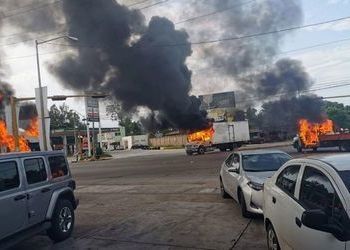 Balacera Y Bloqueos En Ciudad Juárez, México