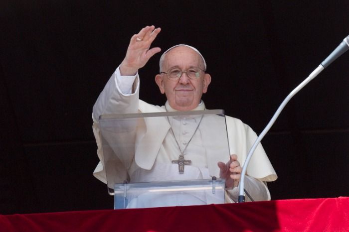 Papa Francisco quiere ir al concierto de Luis Miguel