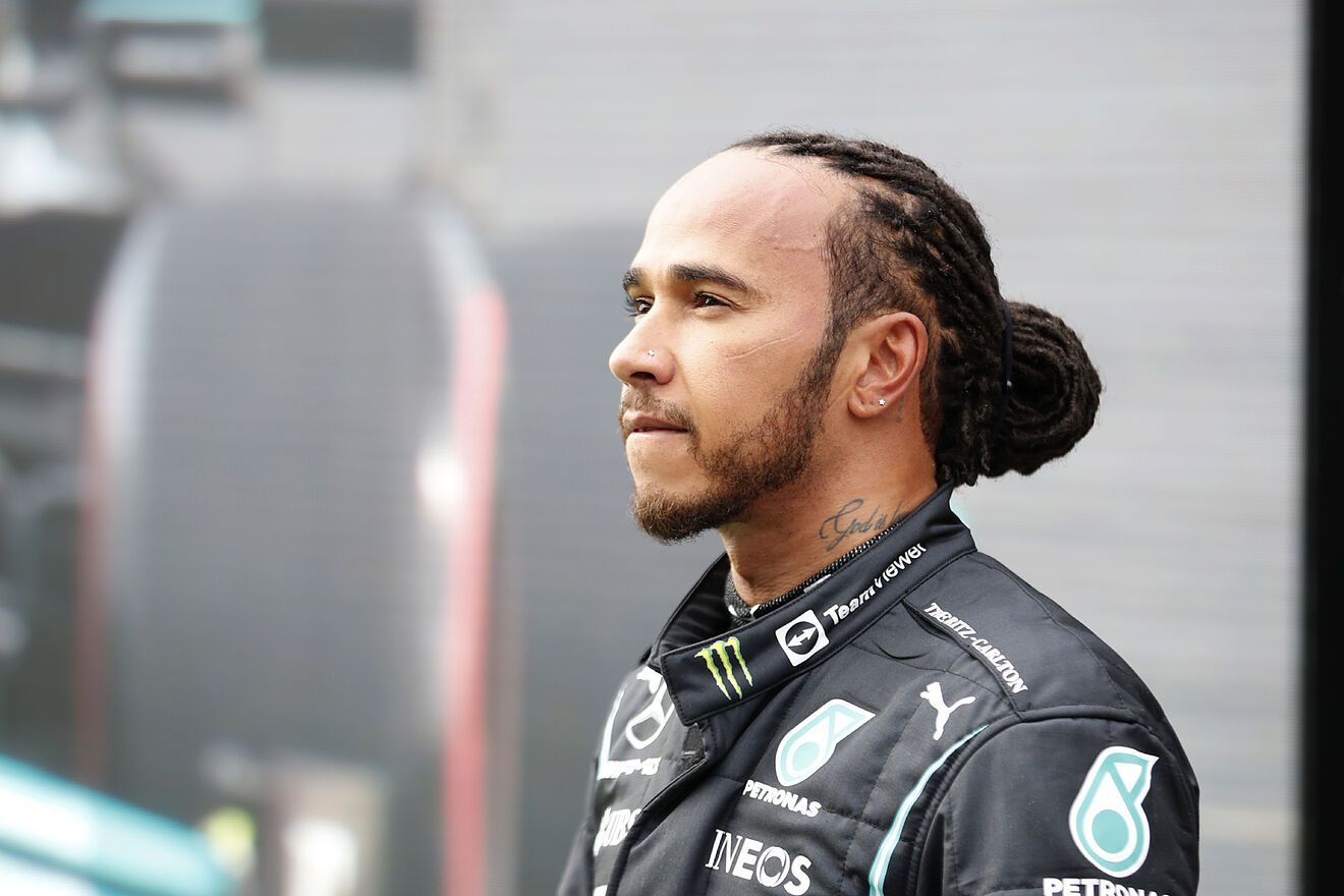 Lewis Hamilton ingresa por depresión en el hospital