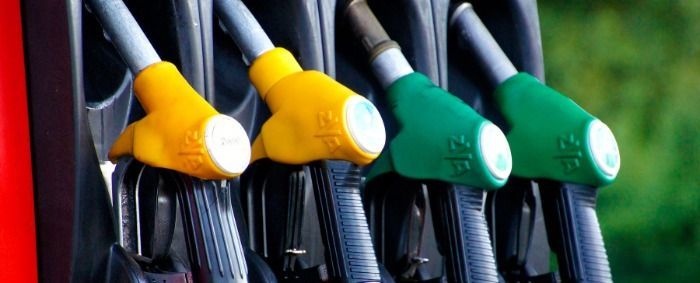 El litro de gasolina roza los 2 euros en España