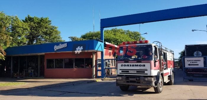 Camioneros de Las Breñas quedan abotonados en la ciudad de Corrientes