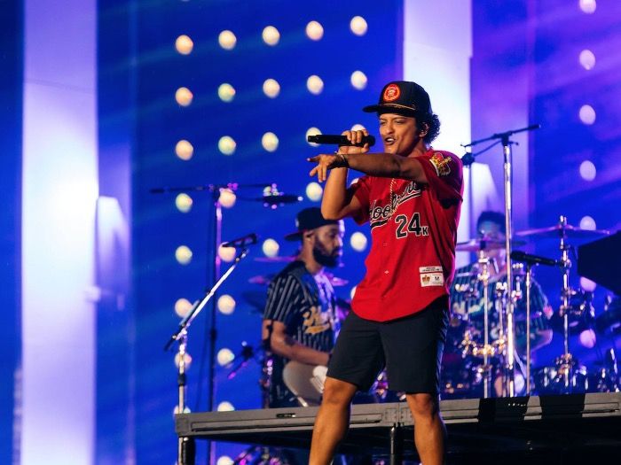 Bruno Mars anuncia su gira por Latinoamerica