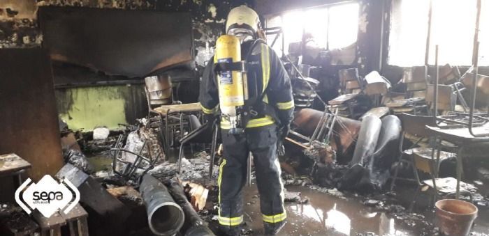 Colegio en Oviedo se incendia