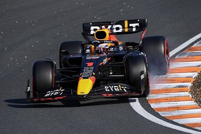 Franco Colapinto será piloto reserva de Red Bull en 2023