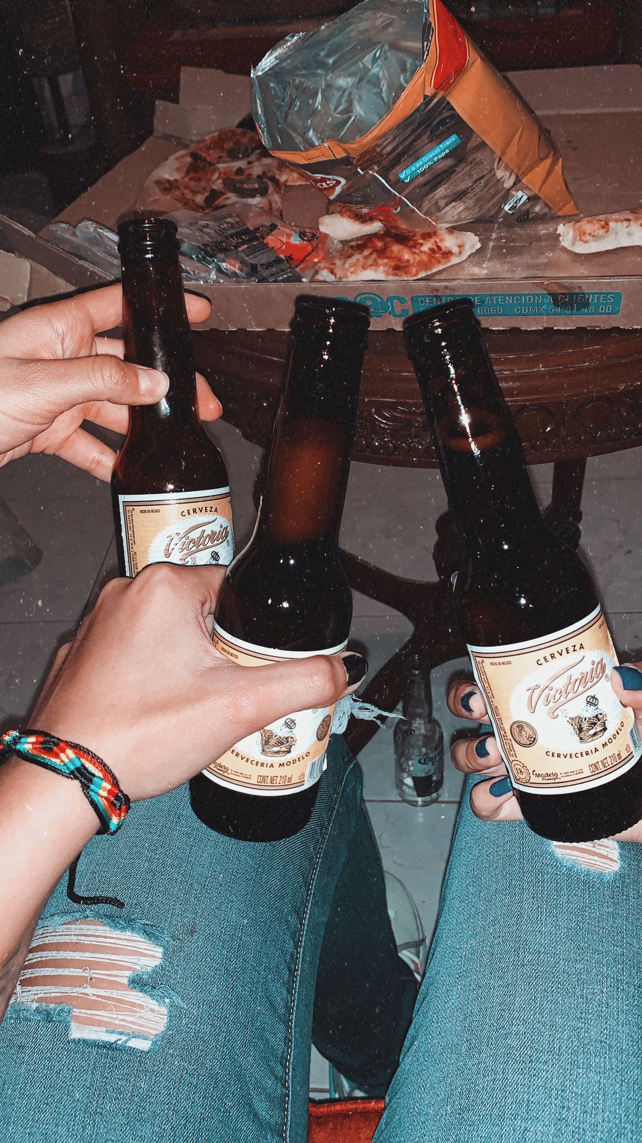 Tomar cervezas con compañeros de clase alarga la vida