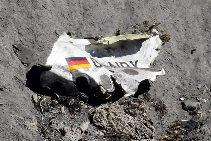 10 heridos y más de 34 muertos en un terrible accidente de avión en Tarragona