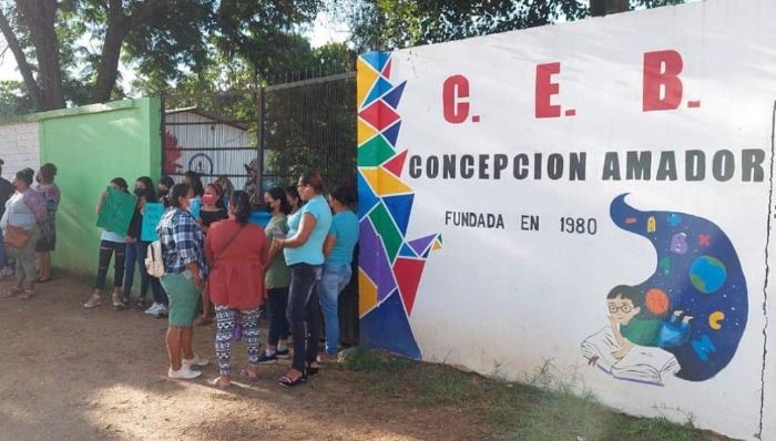 Polémica en Catacamas: Escuela Concepción Amador inaugura bar dentro de sus instalaciones