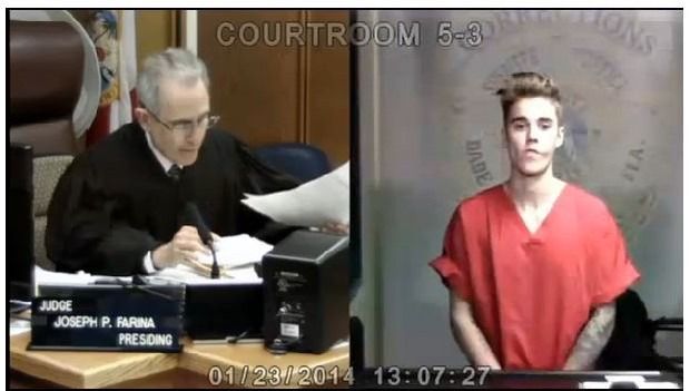 Justin Bieber condenado a 10 años de prisión.