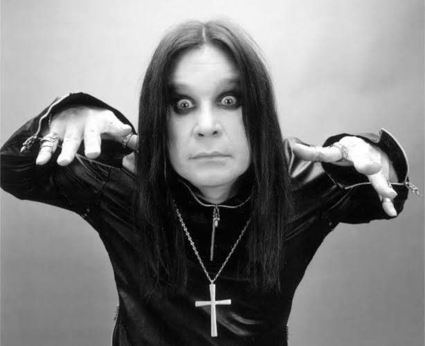 Muere Ozzy Osbourne a sus 74 años