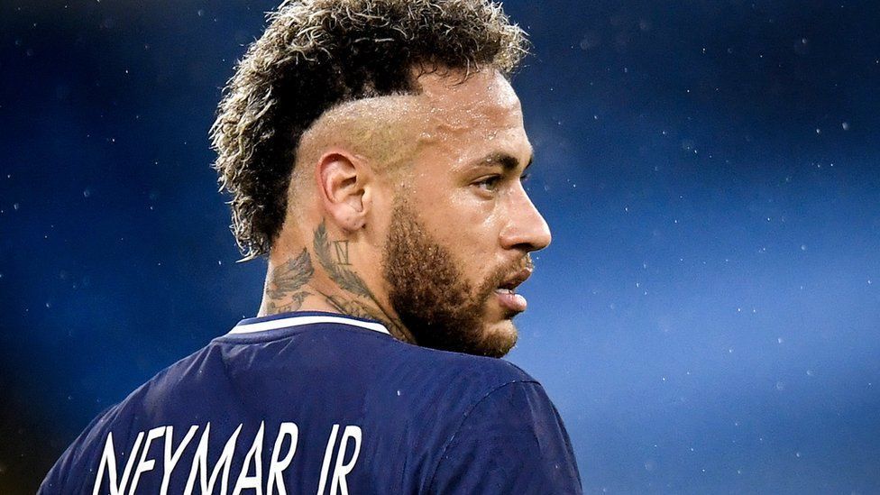 Leeds united hace una oferta de transferencia por Neymar jr.