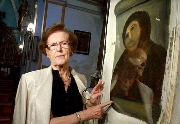 Cecilia Giménez, anciana artista en Con con chile