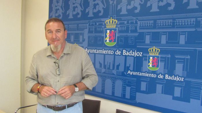 La salvación del CD Badajoz pasa por Javier Monroy
