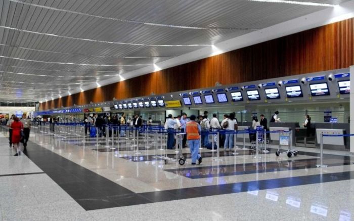 Restricciones por Ómicron condicionan el panorama de vuelos en Ecuador