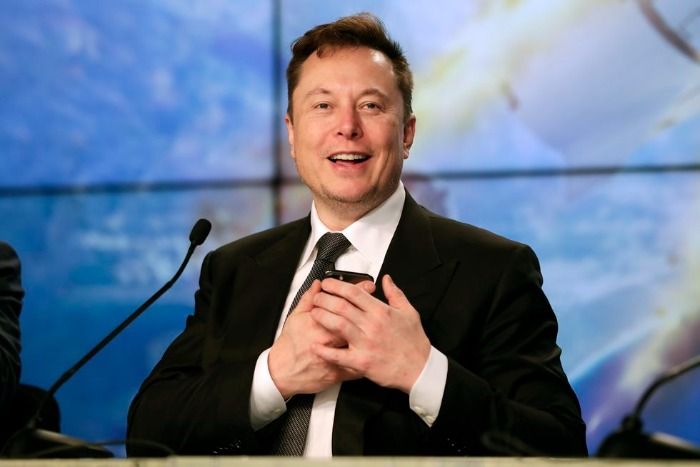 Elon Musk Compra un terreno en Tabernas por 12.700 euros