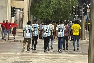 3 muertes y 9 heridos en pelea entre hinchas argentinos en Qatar
