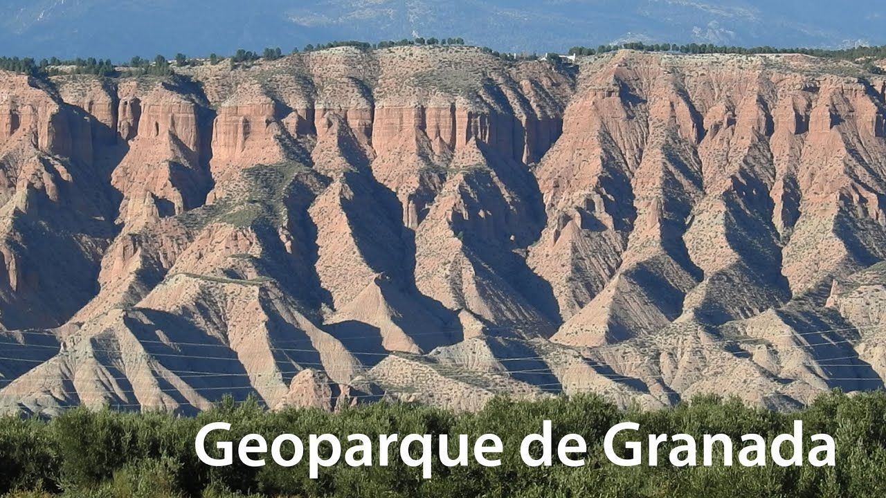 Se encuentra una caja misteriosa en el geoparque de Granada
