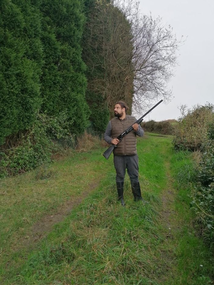 Un  cazador furtivo de Gijón sorprendido cazando aves protegidas
