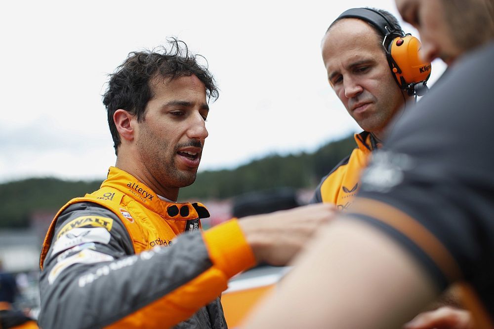 McLaren deja por el camino a Ricciardo