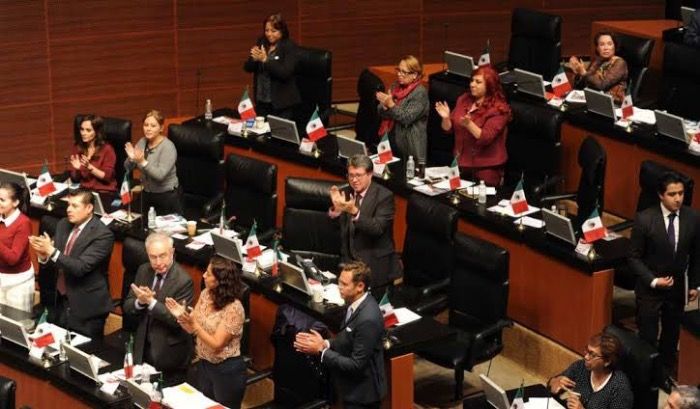 Senadores del Partido del Trabajo y de Morena, declaran persona NON-GRATA en México, a la presidenta del Perú, Dina Boluarte